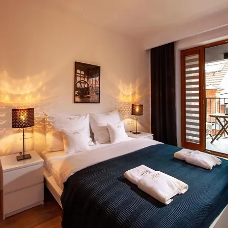 بروار لوبيتش ريزيدنس 4*